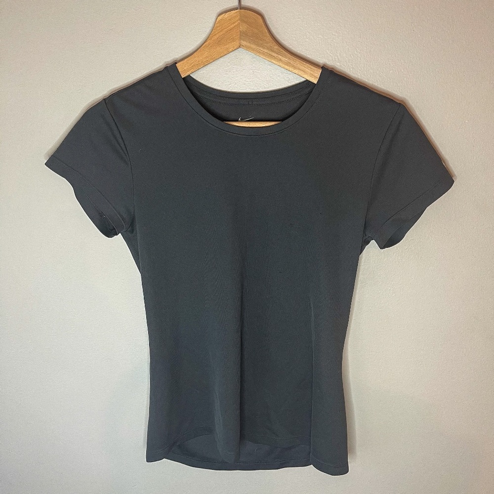 Nike Women's Grey Short Sleeve Dri-Fit T-Shirt